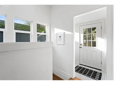 4527 SE 60th Avenue Portland OR 97206