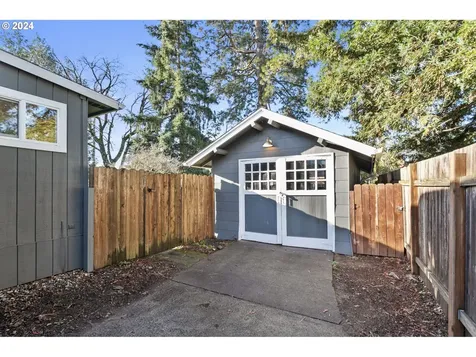 4527 SE 60th Avenue Portland OR 97206
