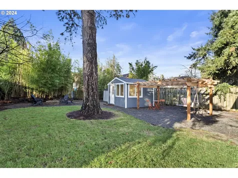 4527 SE 60th Avenue Portland OR 97206