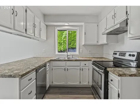 190 Meadow Park Court Woodland WA 98674