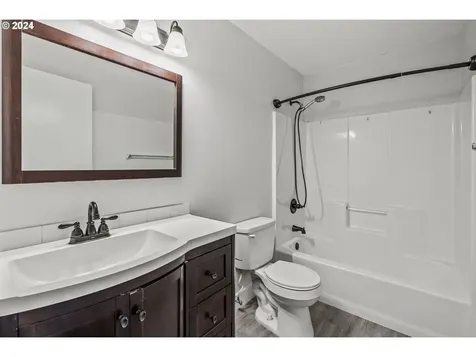 190 Meadow Park Court Woodland WA 98674