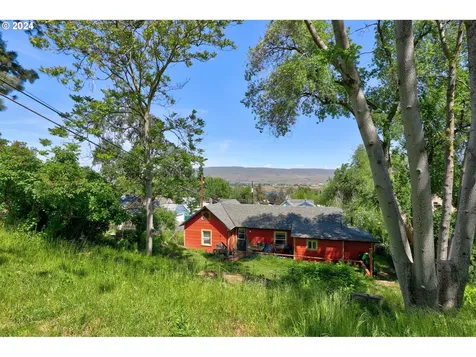 500 E 14th Street The Dalles OR 97058