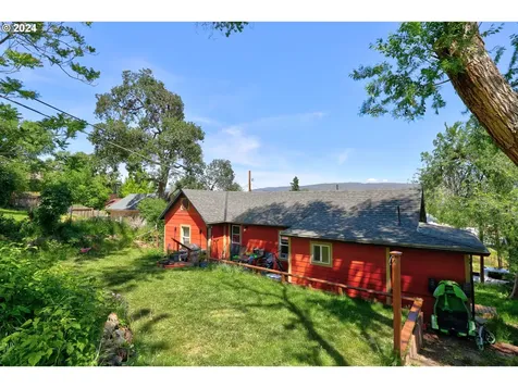 500 E 14th Street The Dalles OR 97058