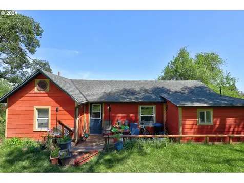 500 E 14th Street The Dalles OR 97058