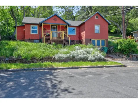 500 E 14th Street The Dalles OR 97058