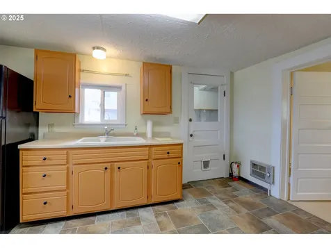 500 E 14th Street The Dalles OR 97058