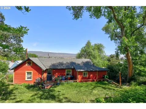500 E 14th Street The Dalles OR 97058