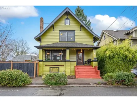 17 Ne Morgan Street Portland OR 97211