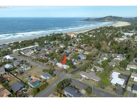 308 NW 15th Street Newport OR 97365