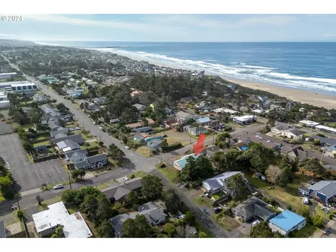308 NW 15th Street Newport OR 97365