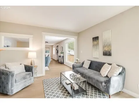 22796 SW Lincoln Street Sherwood OR 97140