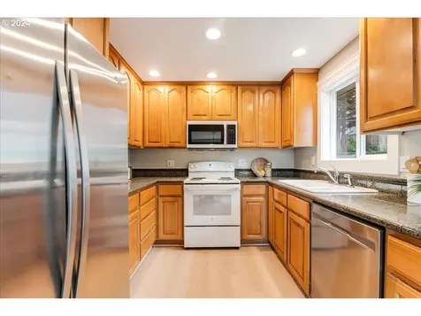 22796 SW Lincoln Street Sherwood OR 97140