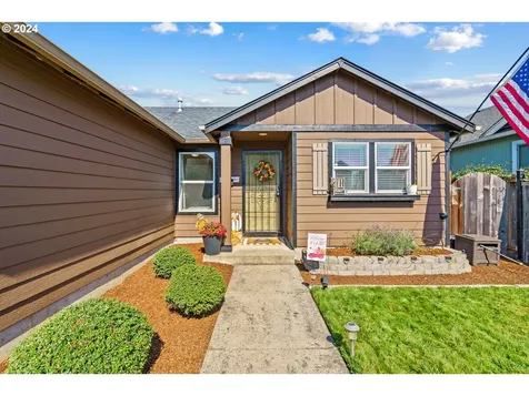 1150 S 2nd Street Cottage Grove OR 97424