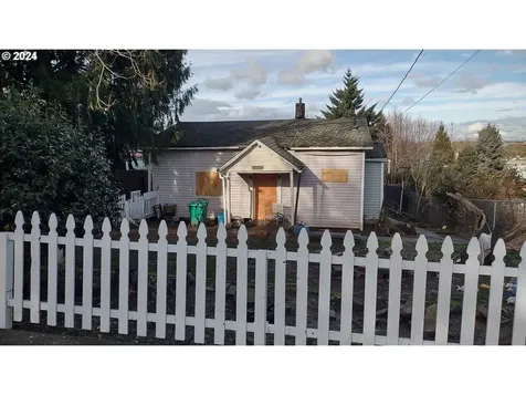 2723 N Houghton Street Portland OR 97217