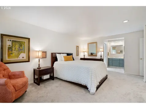 10920 Sw Highland Drive Portland OR 97224