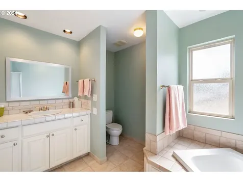 10920 Sw Highland Drive Portland OR 97224