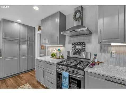 23953 S Schuebel School Road Beavercreek OR 97004