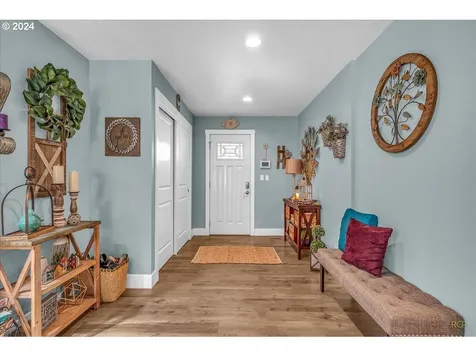 23953 S Schuebel School Road Beavercreek OR 97004