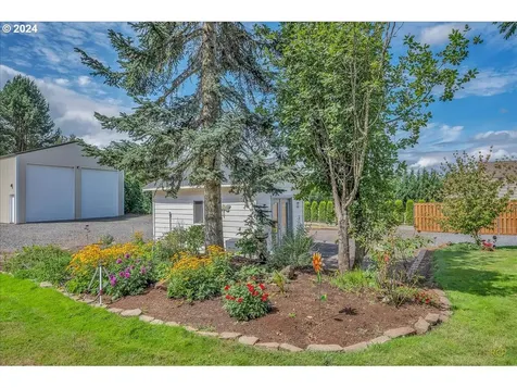 23953 S Schuebel School Road Beavercreek OR 97004