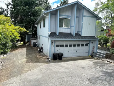 153 Beech Street Roseburg OR 97471