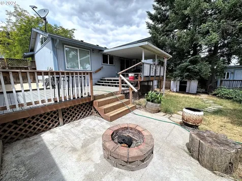 153 Beech Street Roseburg OR 97471