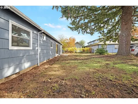 6318 SE Steele Street Portland OR 97206