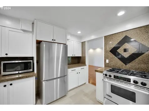 3810 Poseidon Court West Linn OR 97068