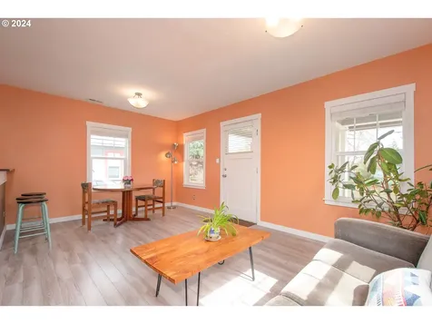 6425 Se 71st Avenue Portland OR 97206