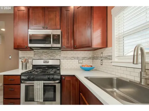 6425 Se 71st Avenue Portland OR 97206