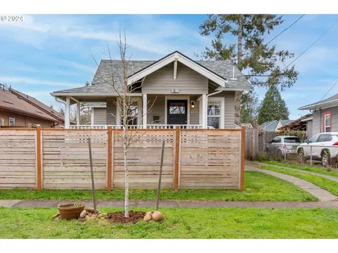 6425 Se 71st Avenue Portland OR 97206
