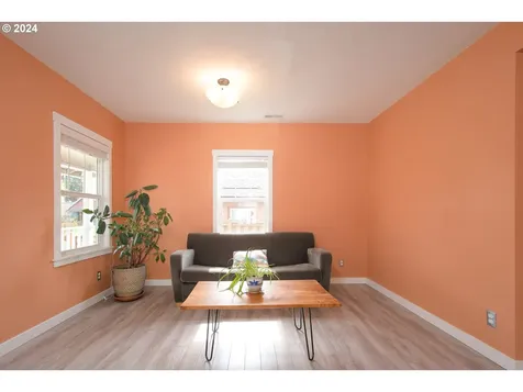 6425 Se 71st Avenue Portland OR 97206