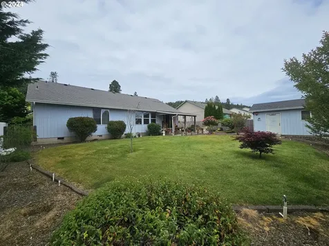 1230 E Fourth Avenue Sutherlin OR 97479