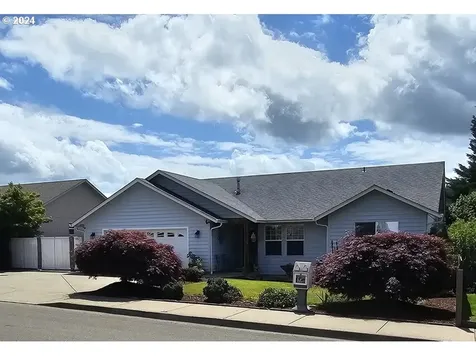 1230 E Fourth Avenue Sutherlin OR 97479