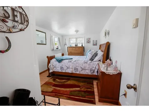 307 S Marple Street Coos Bay OR 97420