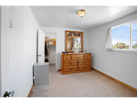307 S Marple Street Coos Bay OR 97420