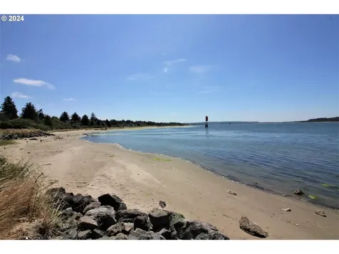 307 S Marple Street Coos Bay OR 97420