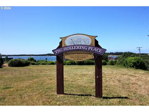 307 S Marple Street Coos Bay OR 97420