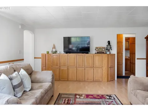 307 S Marple Street Coos Bay OR 97420