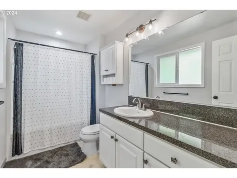 11720 SW Hazelwood Loop Portland OR 97223