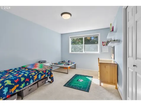 11720 SW Hazelwood Loop Portland OR 97223