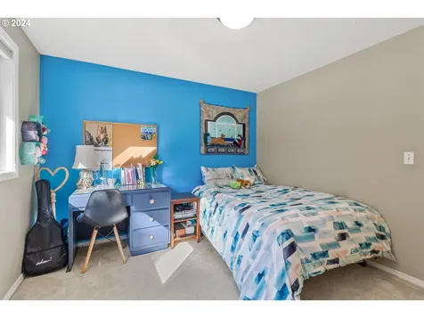 11720 SW Hazelwood Loop Portland OR 97223
