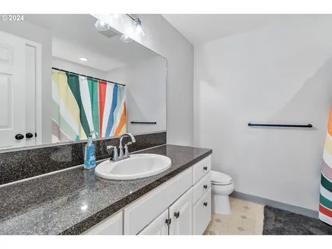 11720 SW Hazelwood Loop Portland OR 97223