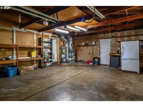 359 E Second Avenue Sutherlin OR 97479