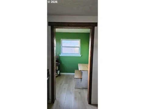 680 S 5th Street Harrisburg OR 97446