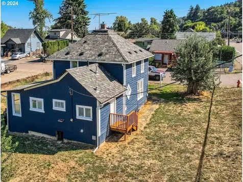 114 Apperson Street Oregon City OR 97045