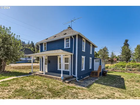 114 Apperson Street Oregon City OR 97045
