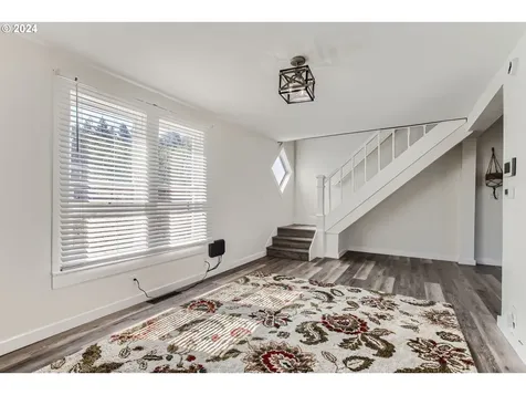 114 Apperson Street Oregon City OR 97045