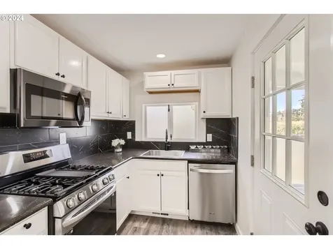 114 Apperson Street Oregon City OR 97045