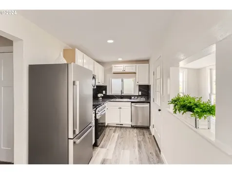 114 Apperson Street Oregon City OR 97045