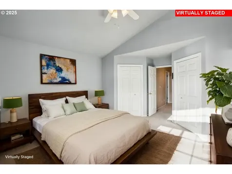 8863 SW Waverly Drive Portland OR 97224